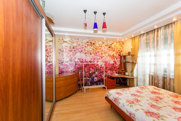 
  Продается 4-комн. квартира 143.5 м². Фото 25.