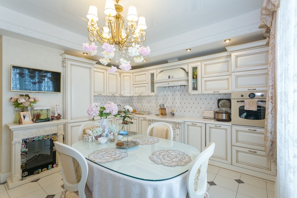 
  Продается 3-комн. квартира 107.9 м². Фото 1.