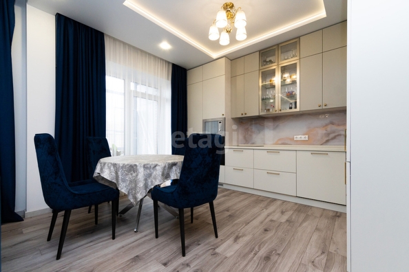 
  Продается 3-комн. квартира 80 м², в ЖК Красный проспект, дом 2. Фото 4.
