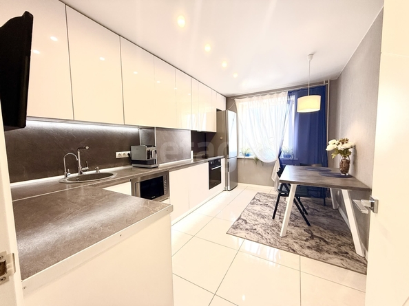 
  Продается 2-комн. квартира 63.7 м². Фото 1.