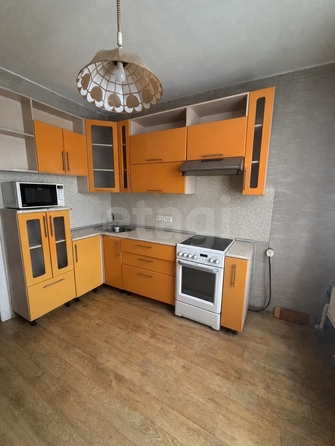 
  Продается 4-комн. квартира 78 м². Фото 1.