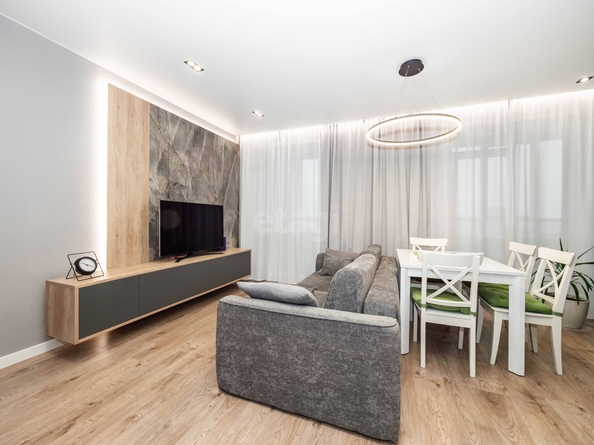
  Продается 3-комн. квартира 83.5 м², в ЖК Островский. Фото 1.