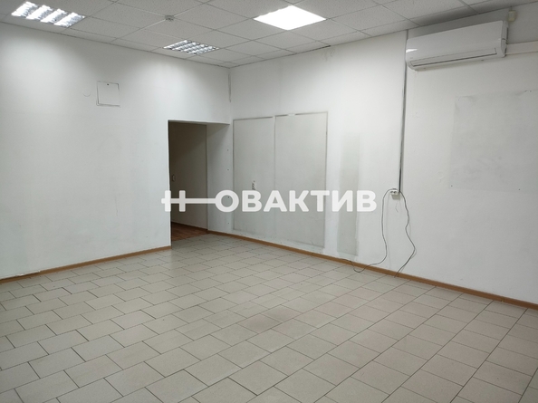 
  Сдается торговая площадь, 35 м², Зорге ул, д. 179
. Фото 3.