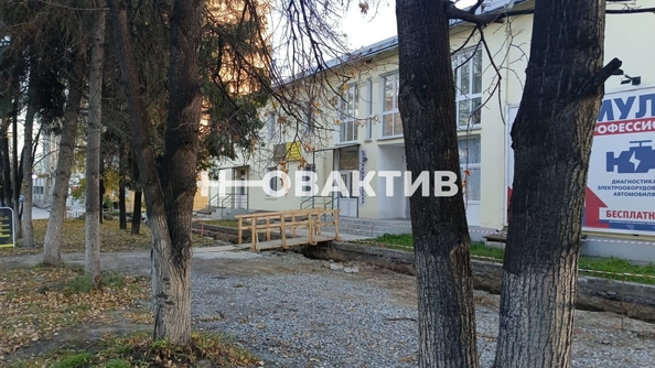 
   Продам офис, 19.5 м², Ленина ул, 122

. Фото 4.