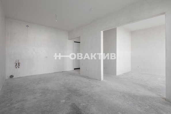 
   Продам 2-комнатную, 39.8 м², Александра Чистякова ул, 22/3

. Фото 16.