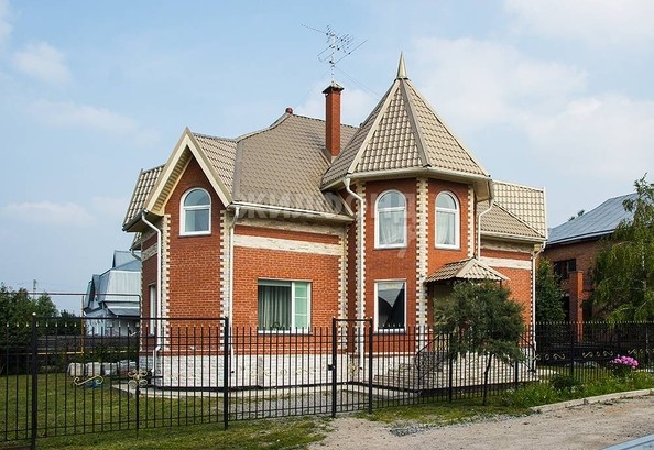 
   Продам дом, 357.7 м², Новосибирск

. Фото 1.