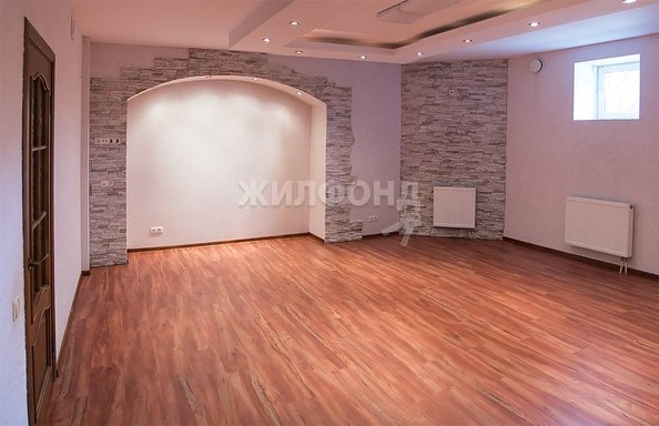 
   Продам дом, 357.7 м², Новосибирск

. Фото 25.