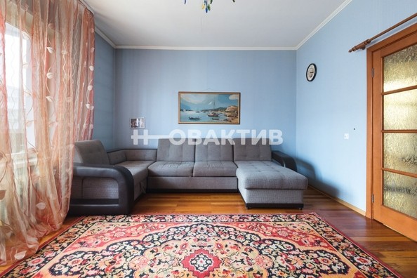 
   Продам 3-комнатную, 108 м², Галущака ул, 1

. Фото 4.