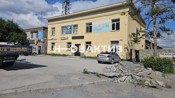 
   Продам помещение свободного назначения, 1184.7 м², Юбилейный пр-кт, 2А

. Фото 3.