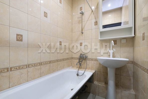 
   Продам 2-комнатную, 48 м², Сержанта Коротаева ул, 1

. Фото 17.