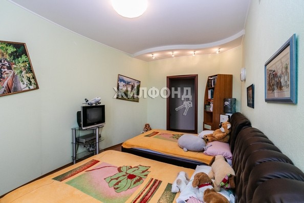 
   Продам 3-комнатную, 167 м², Краснообск, 219

. Фото 18.