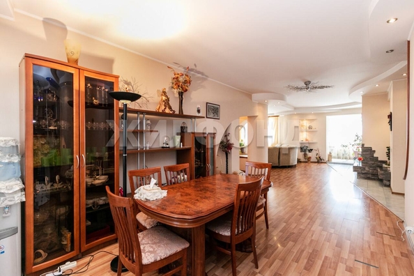 
  Продается 3-комн. квартира, 167 м², Краснообск, д. 219
. Фото 15.