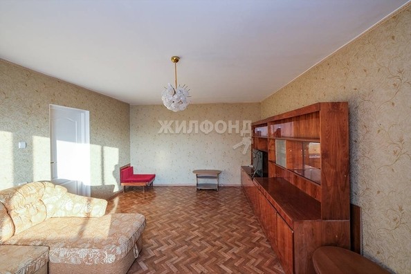 
   Продам 1-комнатную, 51.5 м², Мичурина ул, 20/1

. Фото 11.