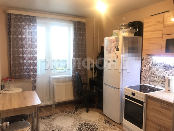 
   Продам 1-комнатную, 33.1 м², Петухова ул, 95/4

. Фото 1.