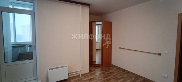 
   Продам 1-комнатную, 38.2 м², Дмитрия Шмонина ул, 10/1

. Фото 3.