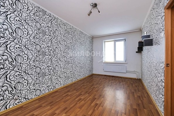 
   Продам 1-комнатную, 42.5 м², В. Высоцкого ул, 40/2

. Фото 26.
