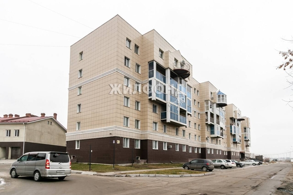 
   Продам студию, 24.3 м², Связистов ул, 154

. Фото 3.