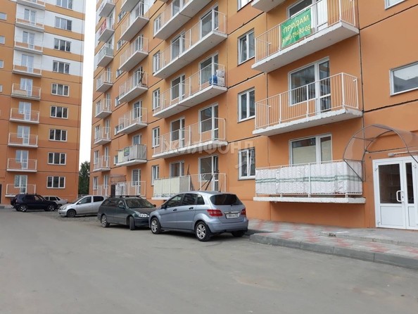 
   Продам 2-комнатную, 48 м², Дмитрия Шмонина ул, 1

. Фото 8.