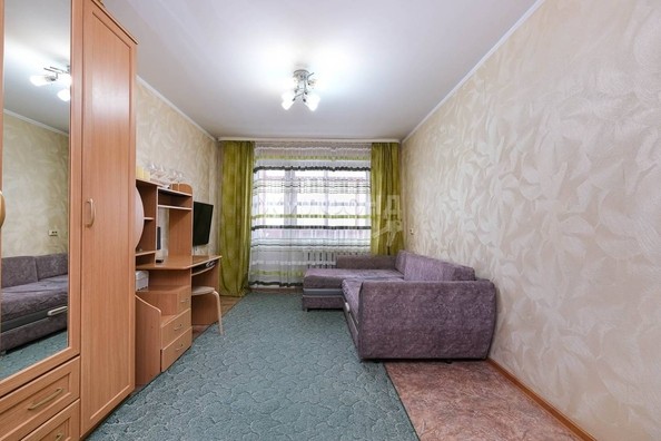
   Продам 2-комнатную, 44.3 м², Петухова ул, 92

. Фото 2.