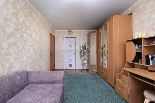 
   Продам 2-комнатную, 44.3 м², Петухова ул, 92

. Фото 4.