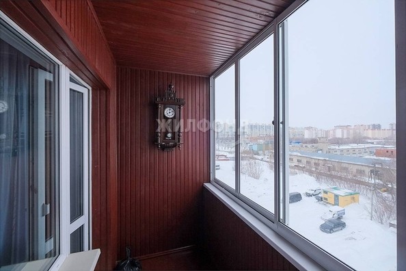 
   Продам 3-комнатную, 73.5 м², Сибиряков-Гвардейцев ул, 82

. Фото 15.