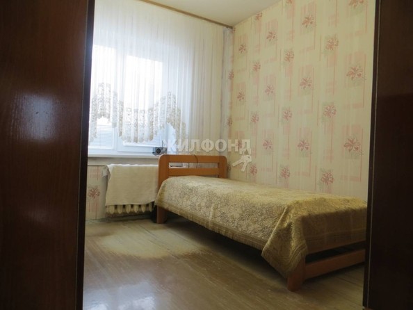 
   Продам 3-комнатную, 61.6 м², Макаренко ул, 9

. Фото 9.