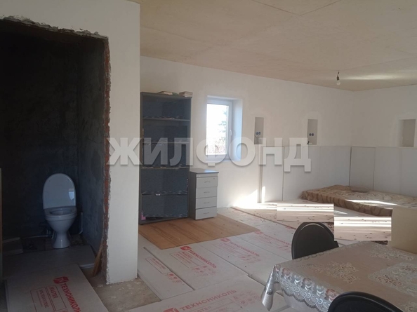 
   Продам дом, 102.5 м², Новосибирск

. Фото 8.