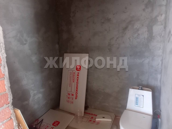 
   Продам дом, 102.5 м², Новосибирск

. Фото 12.