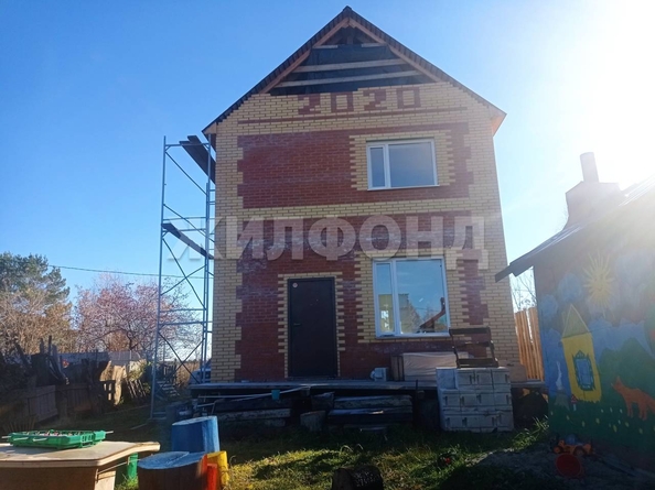 
   Продам дом, 102.5 м², Новосибирск

. Фото 21.