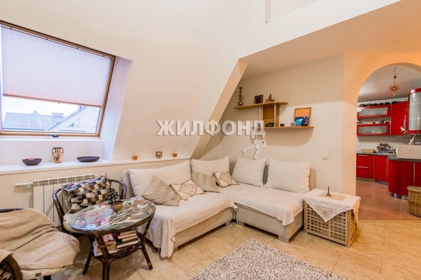 
   Продам 3-комнатную, 91 м², Зеленый Бор мкр, 7

. Фото 2.