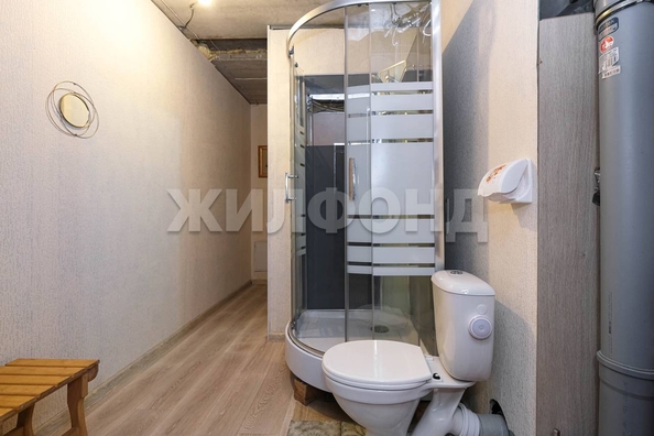 
   Продам 3-комнатную, 153.9 м², Центральная аллея (Уютный мкр.) ул, 22

. Фото 21.