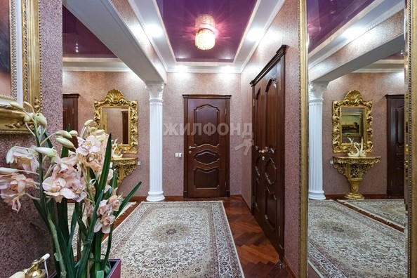 
   Продам 3-комнатную, 132.4 м², Пархоменко ул, 18/1

. Фото 10.