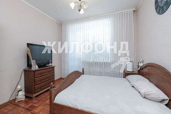 
   Продам 4-комнатную, 86.3 м², Серафимовича ул, 1/1

. Фото 11.