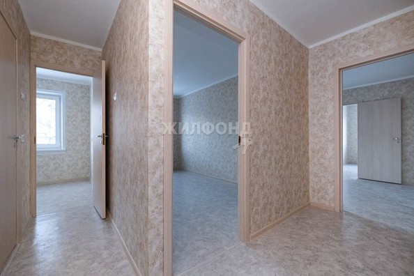 
   Продам 4-комнатную, 59.5 м², Ленинградская ул, 143

. Фото 20.