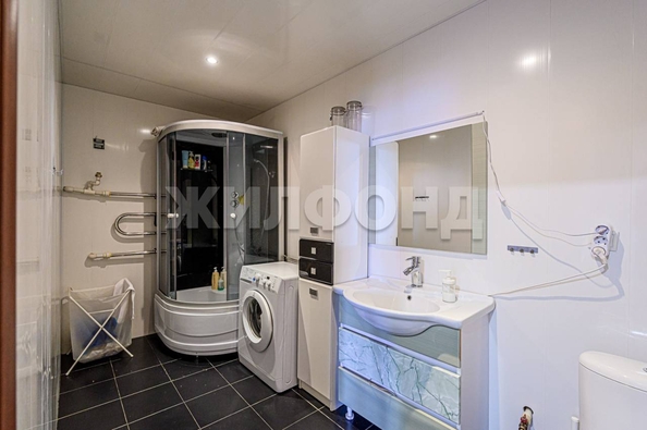 
   Продам дом, 290.1 м², Новосибирск

. Фото 45.