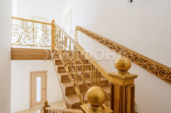 
   Продам дом, 253.1 м², Обь

. Фото 13.