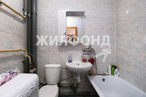 
   Продам 1-комнатную, 25.9 м², Дмитрия Шмонина ул, 2

. Фото 19.