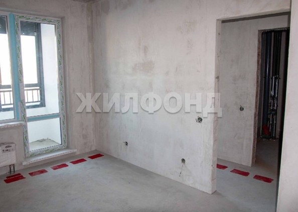 
   Продам 1-комнатную, 35 м², Тайгинская ул, 39

. Фото 2.