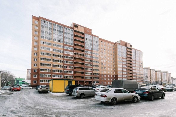 
   Продам 1-комнатную, 41.1 м², Юности ул, 5

. Фото 8.