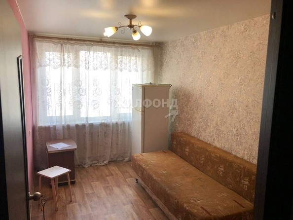 
   Продам комнату, 10.1 м², Полтавская ул, 37

. Фото 3.