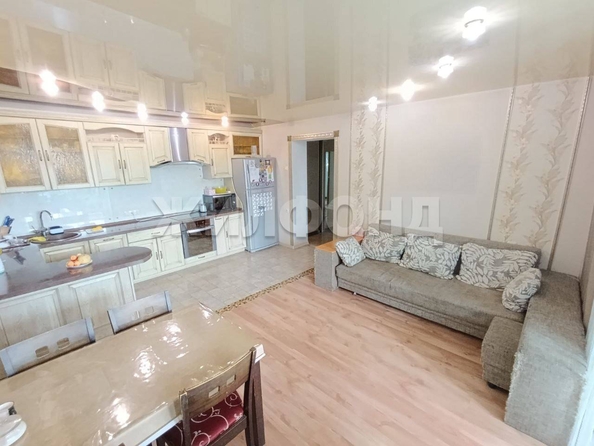 
  Продается 3-комн. квартира, 68.4 м², Пархоменко ул, д. 102
. Фото 1.