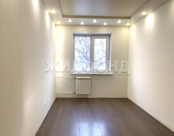 
   Продам 3-комнатную, 57.7 м², Академическая ул, 13

. Фото 5.