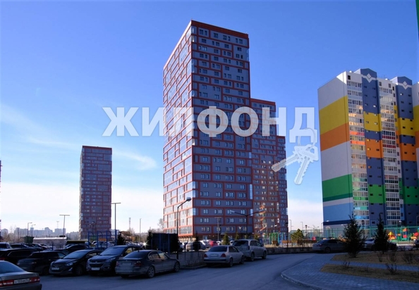 
   Продам 3-комнатную, 69.6 м², Ясный Берег ул, 10

. Фото 2.