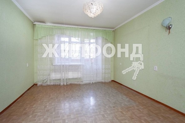 
   Продам 3-комнатную, 63.4 м², Красная Сибирь ул, 110

. Фото 3.
