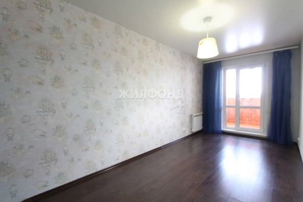 
   Продам 3-комнатную, 63.1 м², Петухова ул, 146

. Фото 6.
