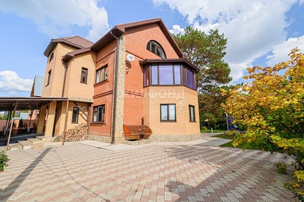 
   Продам дом, 426.8 м², Новосибирск

. Фото 7.