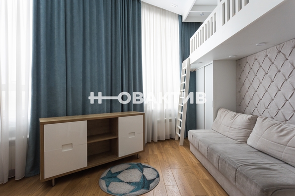 
   Продам 3-комнатную, 61 м², Сибревкома ул, 9

. Фото 18.