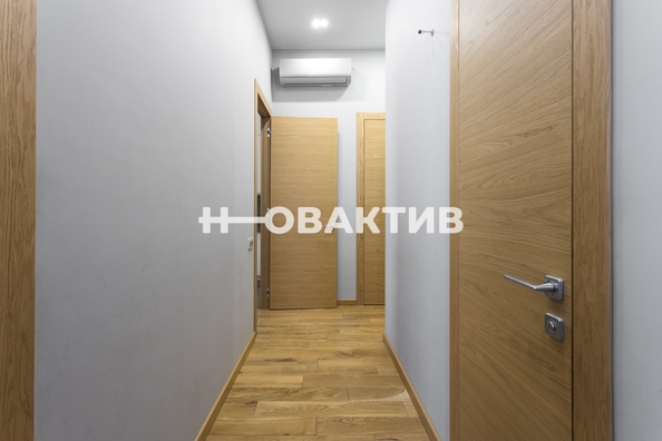 
   Продам 3-комнатную, 61 м², Сибревкома ул, 9

. Фото 26.