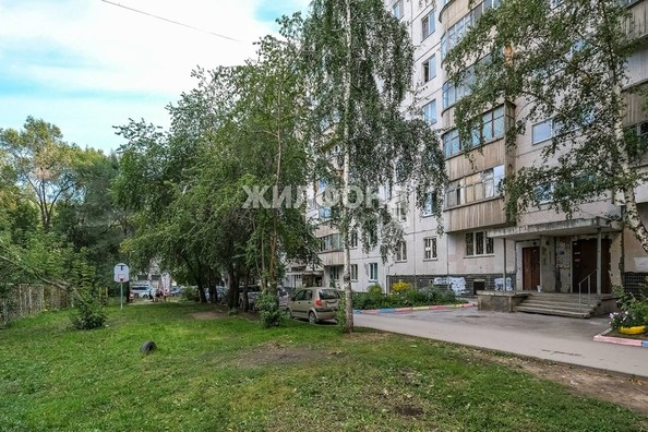 
   Продам 1-комнатную, 34.2 м², Оловозаводская ул, 1/3

. Фото 9.