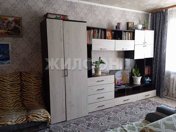 
   Продам 2-комнатную, 40.7 м², 1-й кв-л, 4

. Фото 5.